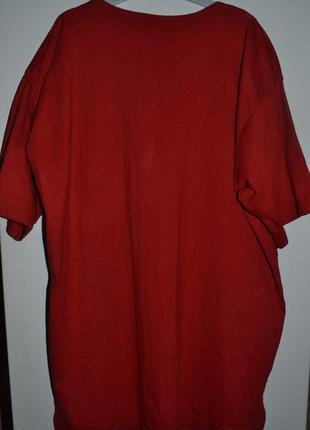 Базовая женская красная футболка бренда нема  для пышной девушки5 фото