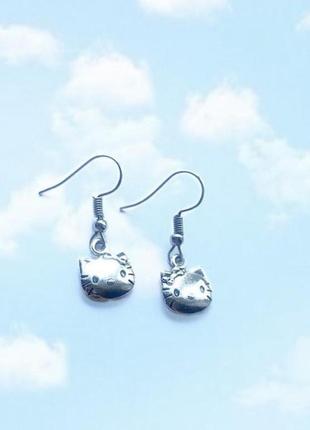 Сережки підвіски hello kitty милі сердечки металік на кільцях на гачках хелоу кіті кітті 3