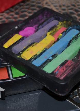 Временные мелки для волос derma v10 chalk it up rainbow hair chalk4 фото