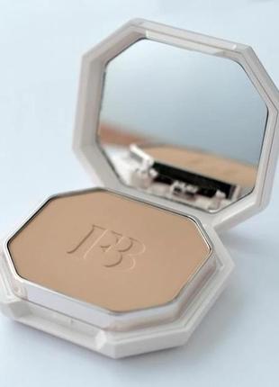 Пудра для лица fenty beauty by rihanna pro soft matte powder foundation 240 9.1 g1 фото