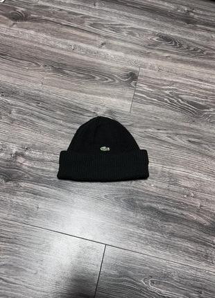 Шапка стані lacoste