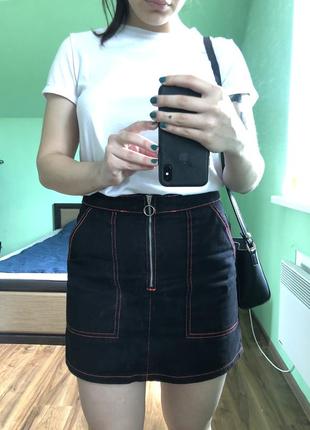 Чорна джинсова міні спідницю а силуету2 фото