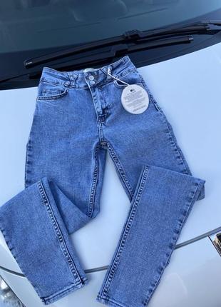 Стильні джинси4 фото