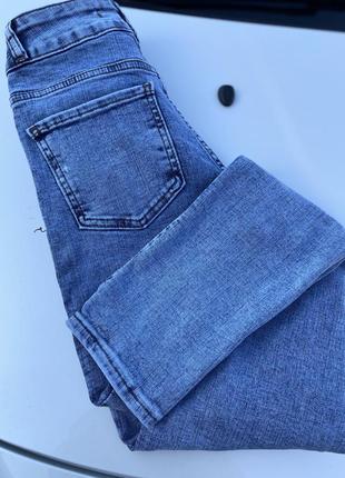 Стильні джинси6 фото