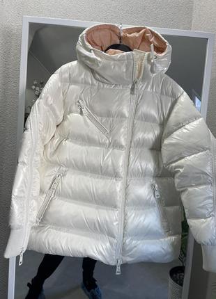 Куртка жіноча moncler