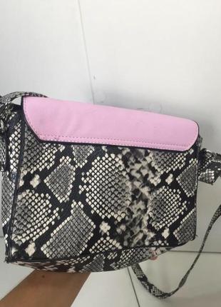 Розовая сумка, змеиный принт, фламинго, на плечо2 фото