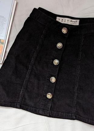 Черная вельветовая юбка на пуговицах бренда denim co1 фото