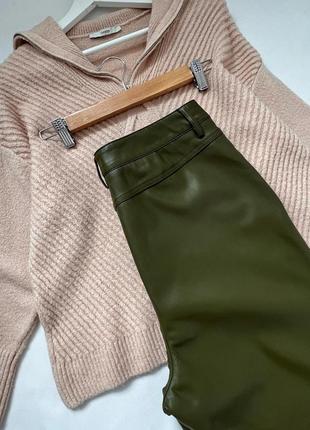 Шикарные утепленные брюки из эко кожи4 фото