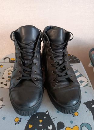 Кожаные кеды 41р