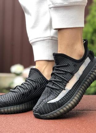 Крутые женские кроссовки adidas yeezy boost 350 v2 чёрные