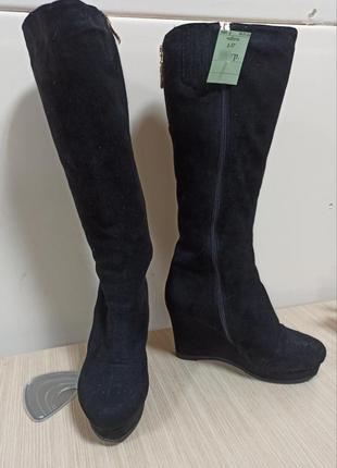 Жіночі зимові чоботи на платформі р.37 (23.5-24 см)