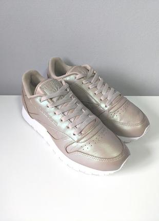 ❗️❗️❗️кросівки reebok sneakers classic leather pearlized 40 р. оригінал1 фото