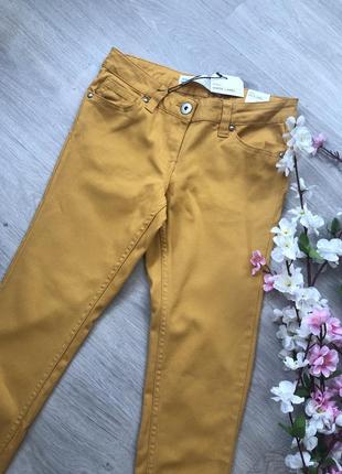 Классные яркие облегающие джинсы, стрейчевые джинсы,1 фото