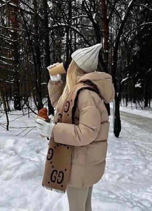 Жіноча зимова коротка куртка з капюшоном8 фото