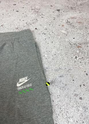 Спортивные штаны nike modern track and field nsw из новых коллекций tech fleece pack2 фото