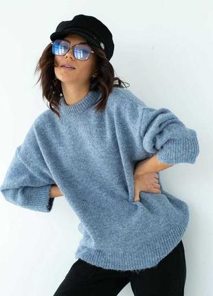 Стильний теплий м'який светр