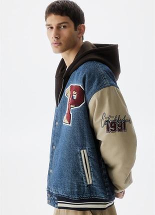 Джинсова куртка-бомбер pull&bear в університетському стилі 7