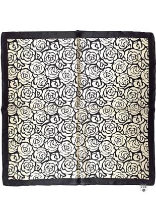 100% шелк чистый натуральный маленький шелковый платок 53*53 черный с розами новый