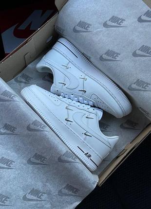 Жіночі кросівки nike air with 1 lx crome swooshes / найк форси / демісезонні / весняні, літні, осінні / взуття / шкіра / білі, чорні