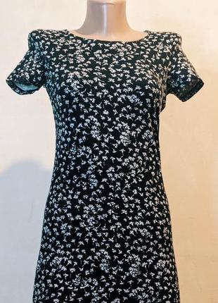 Черное мини платье кэжуал платье цветочный принт2 фото
