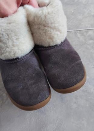 Фірмові черевики валенки уги ugg7 фото