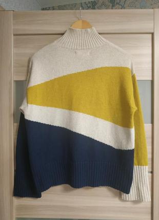 Теплий гарний светр з вовною9 фото
