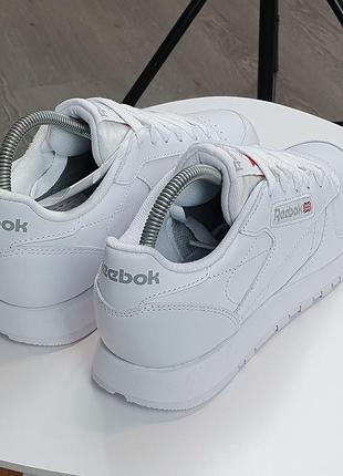 Нова пара кросівок reebok classic4 фото