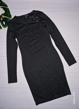 Черное платье-футляр с кольцами р.42-442 фото