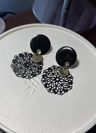 Серьги винтажные черные с кружевом