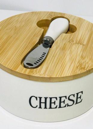 Керамічна сирниця з кришкою і ножем cheese