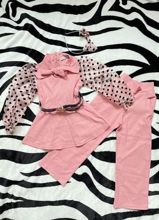 Новий стильний костюм на дівчинку 3-4 роки