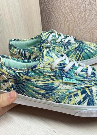 Оригинальные кеды vans.