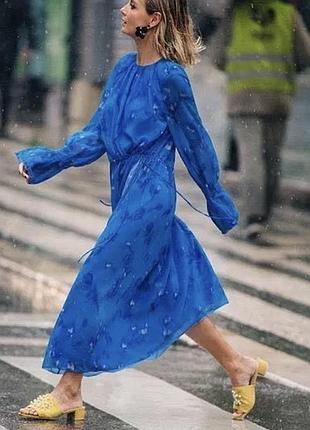 Шикарна сукня міді h&m цікавого крою.