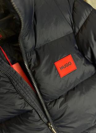 Теплая мужская куртка hugo boss темно-синего цвета3 фото
