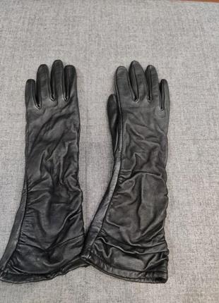 Красивые кожаные удлинённые женские перчатки2 фото