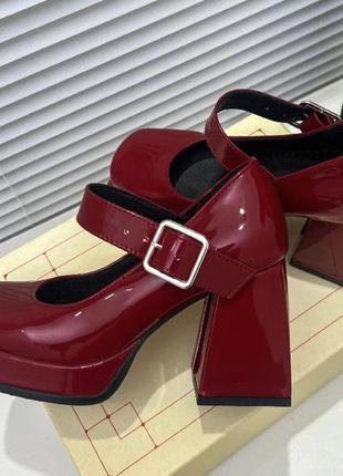 Женские туфли темно-красного цвета винтаж pumps mary janes