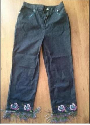 Оригинальные джинс марки george,р. 8(xs/s). расшитые бисером ( низ и карманы), винтаж