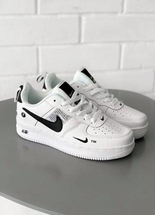 Крутые женские кроссовки nike air force 1 white белые3 фото