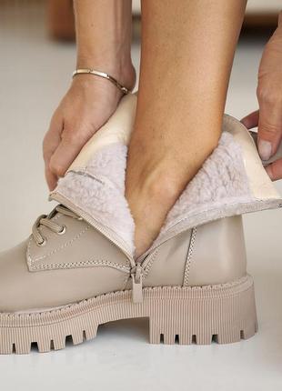 Жіночі черевики шкіряні зимові  vikont 39 є в кольорах чорні,молочні та бежеві4 фото