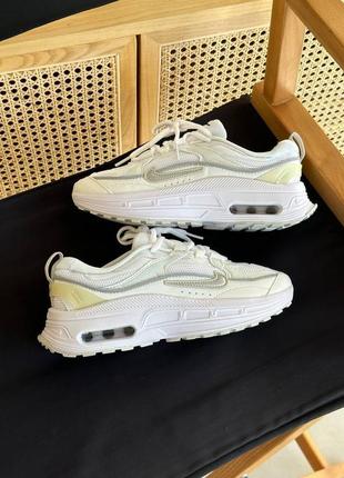 Новинка топовые женские кроссовки nike saucony white