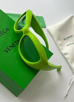 Стиліні футуристичні окуляри bottega veneta