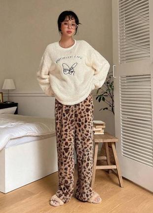 Пижама из меха махровая с принтом леопард свитшот кофта оверсайз брюки свободный комплект белый для сна для дома зимняя тепла5 фото