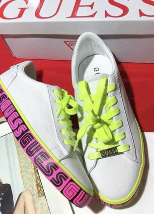 Guess в коробке кеды