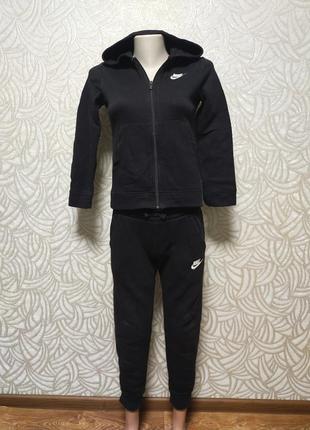 Nike фирменный костюм