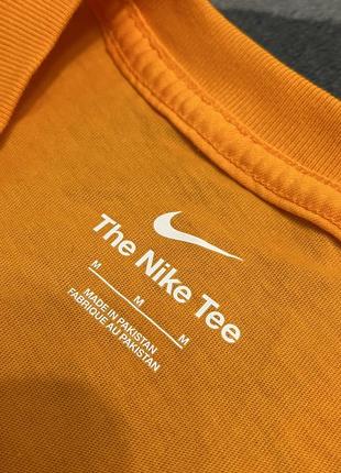 Футболка nike tee mens short netherlands (оригінал)4 фото