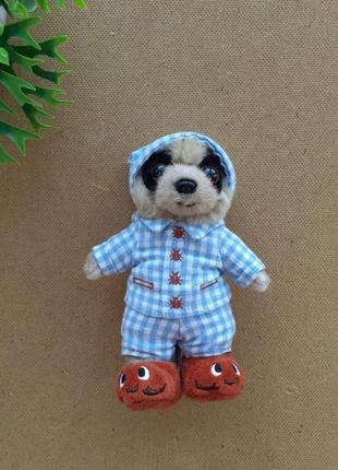 Мягкая игрушка сурикат олег в пижаме sleepy oleg official product of meerkovo