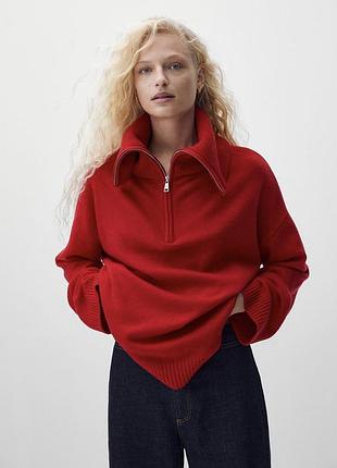 Женский свитер красный и молочный massimo dutti