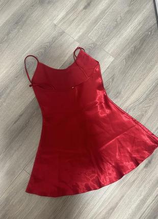 Легкое шелковое красное платье1 фото