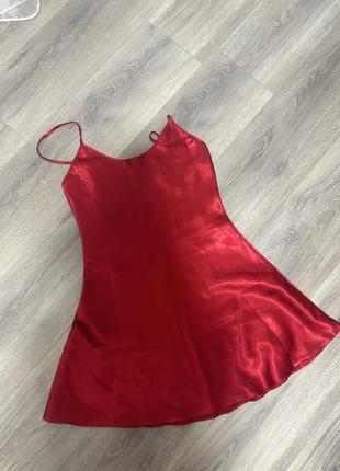 Легкое шелковое красное платье2 фото