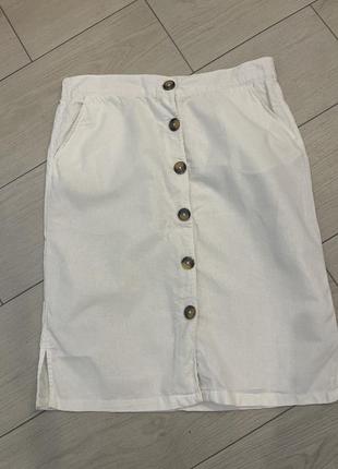 Белая юбка с карманами m&co